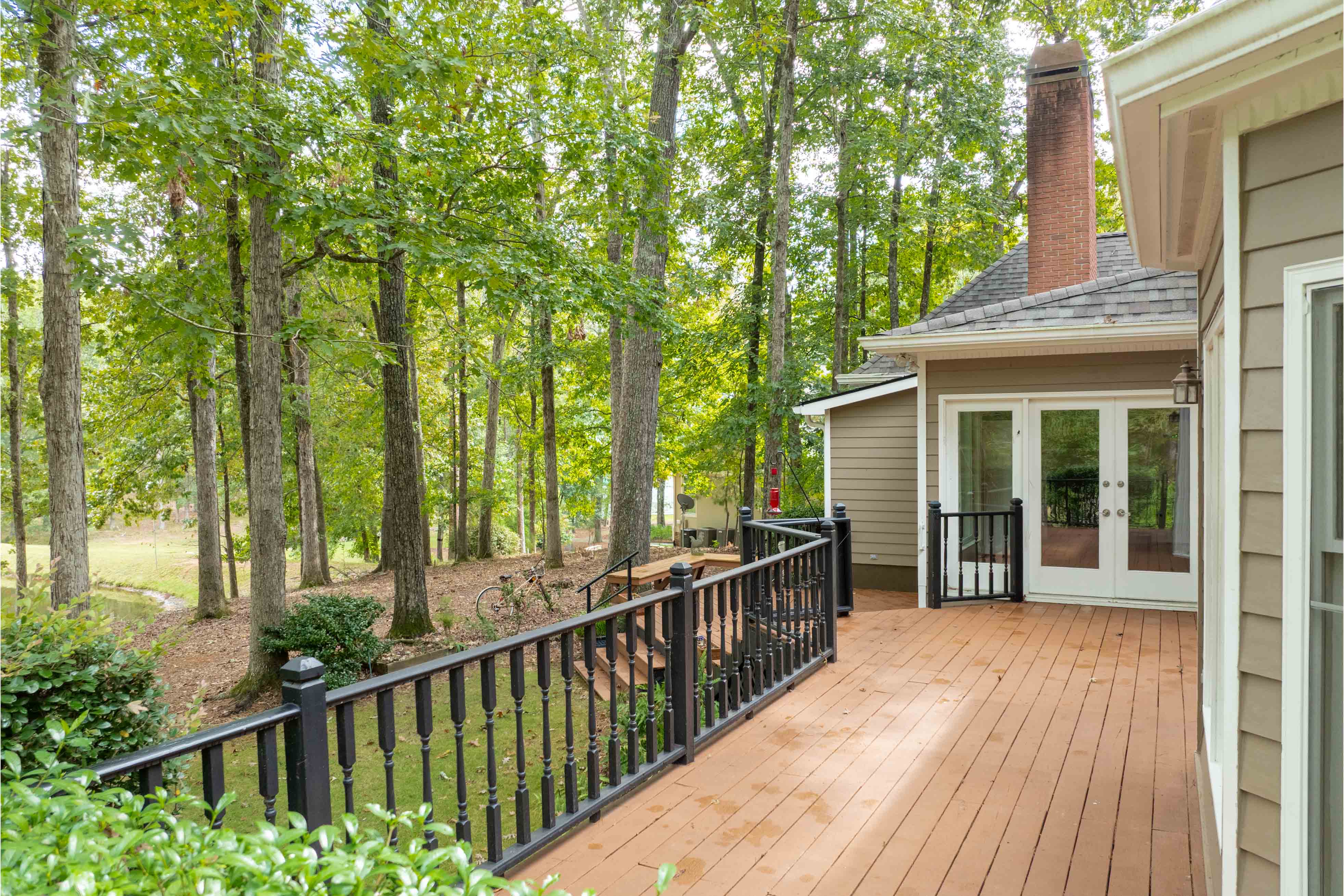 1051 Maddux Lane image 12